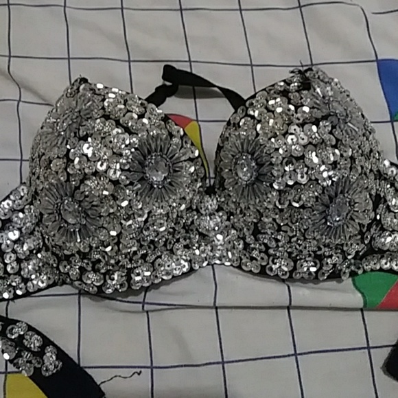 Bra - Picture 2 of 5